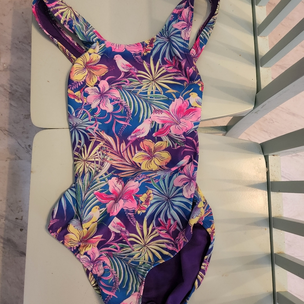 Girls NWT bathing suit, size 10/12